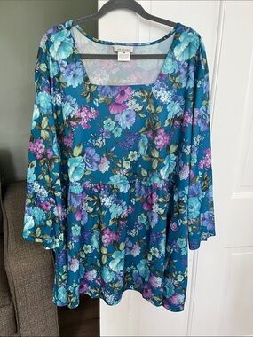 CV Classics Knit Top 5X Women’s Plus Blue Multicolor Floral